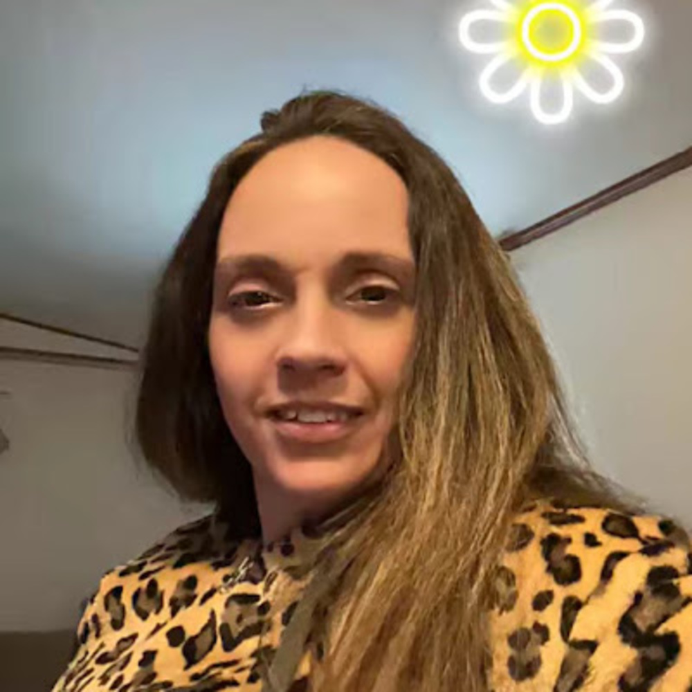 Meet your Posher, Crystal